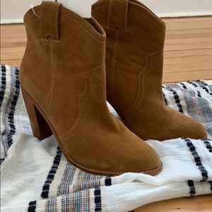 Joie whiskey brown suede western style ankle boots